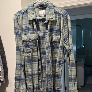 American Eagle Outfitters Blue and Green Plaid Casual Button Down Shirt